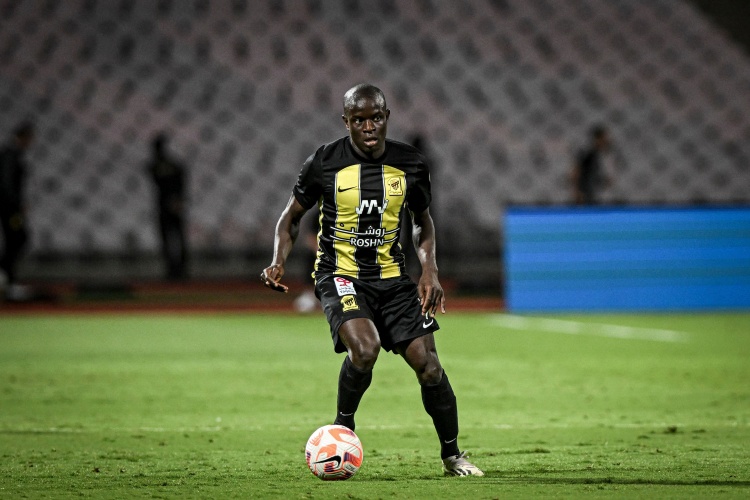 华体会体育-罗马诺：费内巴切为签坎特提交了高额报价，但吉达并不想轻易放人